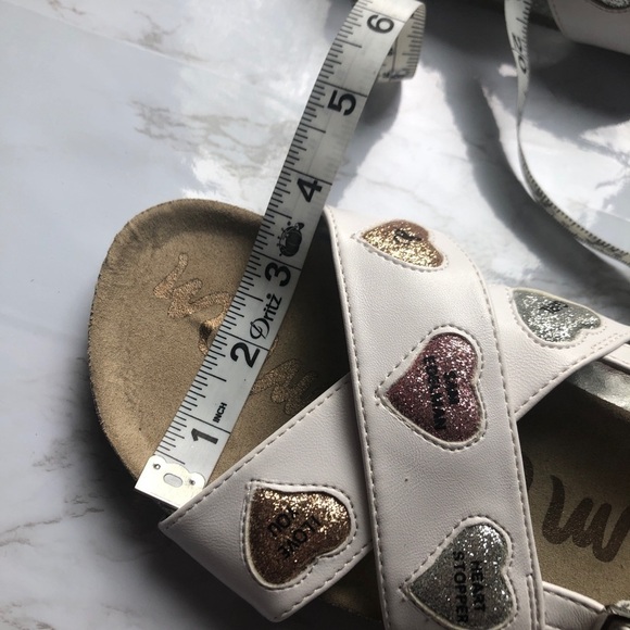 Sam Edelman girl’s Bethel Kandi white heart crisscross sandal shoes size 3 - Picture 10 of 14